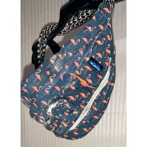 Kavu Rope‎ Sling Bag - Navy Blue With Flamingo Print